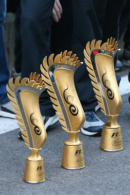 оригинальные трофеи для победителей и призеров на Гран-при Кореи 2012