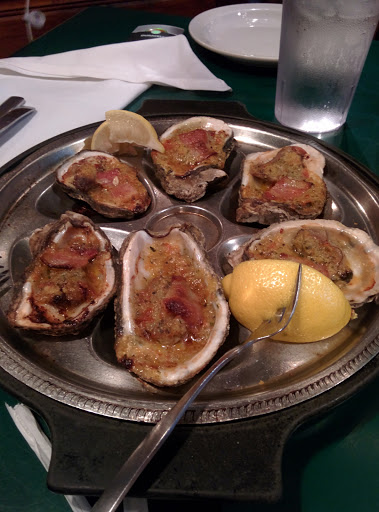 Seafood Restaurant «Half Shell», reviews and photos, 688 S Mendenhall Rd, Memphis, TN 38117, USA