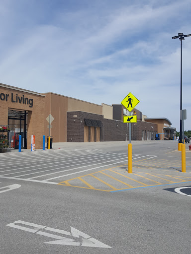 Department Store «Walmart Supercenter», reviews and photos, 1515 SE Marshall St, Boone, IA 50036, USA
