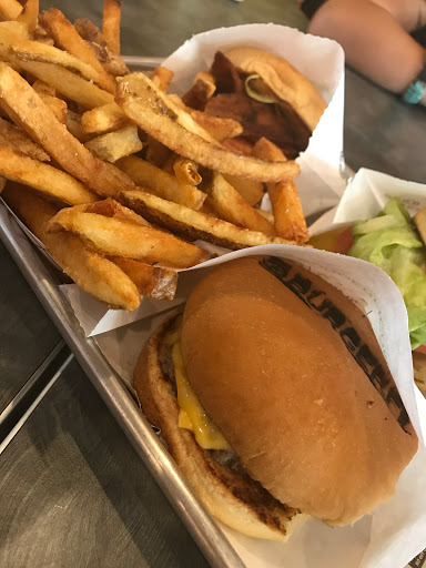 Hamburger Restaurant «BurgerFi», reviews and photos, 16441 Corporate Commerce Way #102, Fort Myers, FL 33913, USA