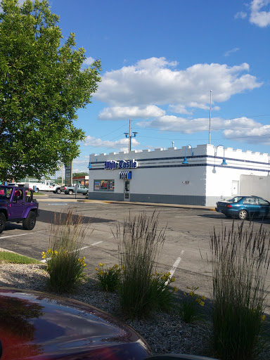Fast Food Restaurant «White Castle», reviews and photos, 960 N Green St, Brownsburg, IN 46112, USA