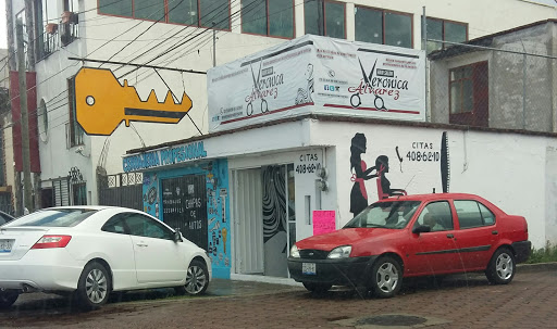 Verónica Álvarez Hair Salon - Estetica & Salón de Belleza, Calle 4 Nte 1607, San Juan Aquiahuac, 72760 San Andrés Cholula, Pue., México, Salón de belleza | PUE