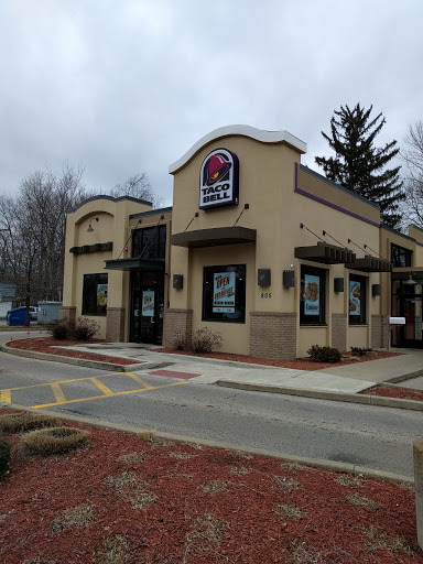 Mexican Restaurant «Taco Bell», reviews and photos, 805 E Main St, Kent, OH 44240, USA