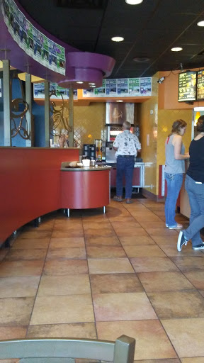 Mexican Restaurant «Taco Bell», reviews and photos, 1201 N State St, Ukiah, CA 95482, USA