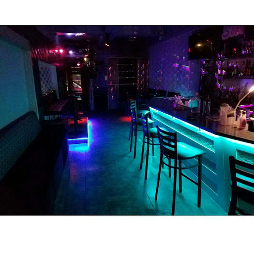 Bar «Secrets Bar & Lounge», reviews and photos, 245-11 Francis Lewis Blvd, Rosedale, NY 11422, USA