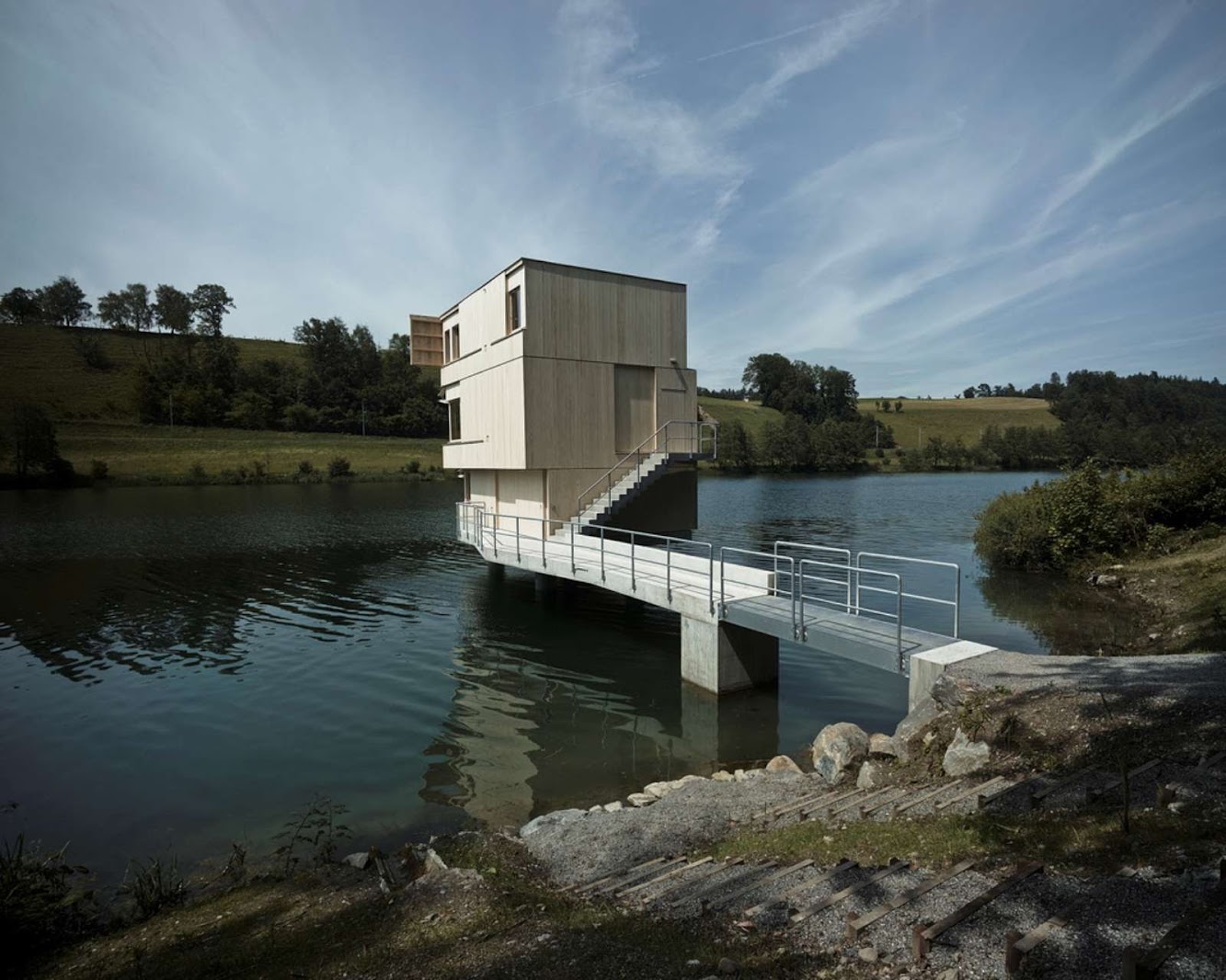 Zielturm Rotsee by Fuhrimann Hächler Architekten