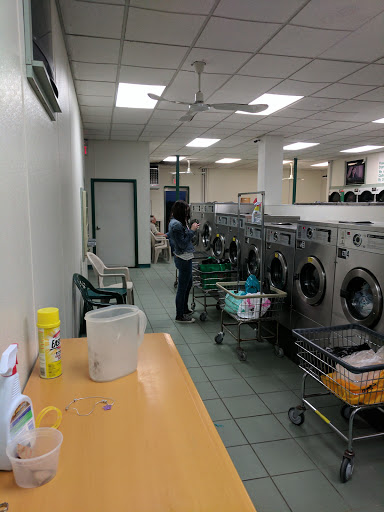 Laundromat «Milburn Laundry», reviews and photos, 2875 Milburn Ave, Baldwin, NY 11510, USA