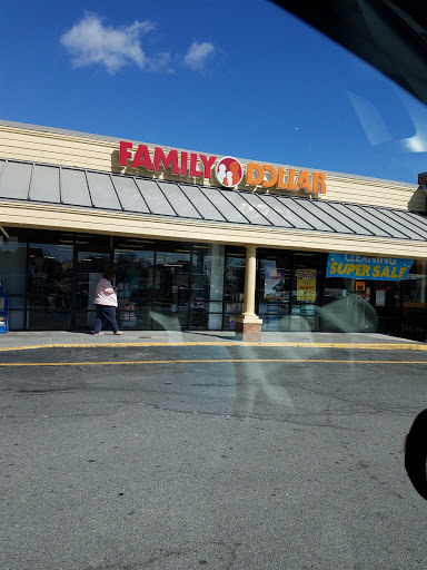 Dollar Store «FAMILY DOLLAR», reviews and photos, 715 Fort Collier Rd, Winchester, VA 22601, USA