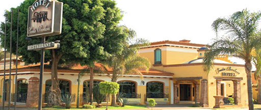 Hotel Santa Bárbara, Calle Gobernador Medina Ascencio 553, Fracc. Santa Barbara, 47185 Arandas, Jal., México, Hostal | JAL