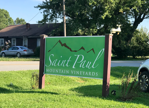 Vineyard «Saint Paul Mountain Vineyards», reviews and photos, 588 Chestnut Gap Rd, Hendersonville, NC 28792, USA