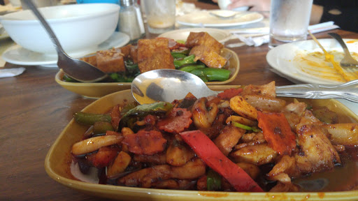 Thai Restaurant «Pan Tang», reviews and photos, 6841 Foothill Blvd, Tujunga, CA 91042, USA