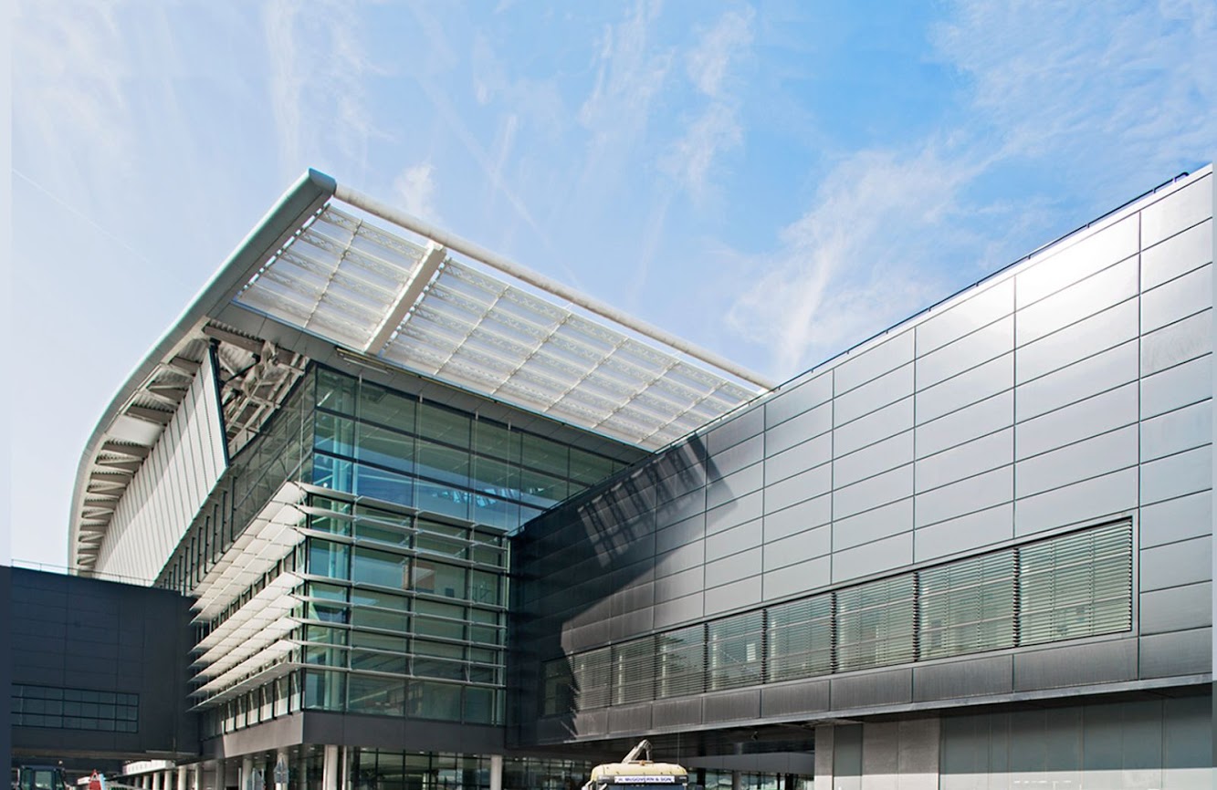 Heathrow Airport (LHR), Terminal 1, Greater London Tw6 1AP, Regno Unito: Heathrow New Terminal 2 by Luis Vidal + Architects