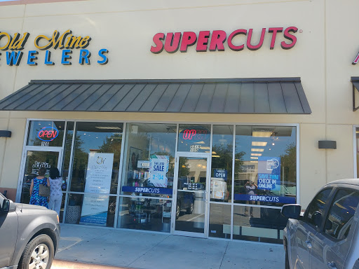 Hair Salon «Supercuts», reviews and photos, 5519 W Loop 1604 N #105, San Antonio, TX 78253, USA