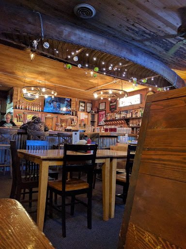 American Restaurant «Trout Pub», reviews and photos, 39333 Proctor Blvd, Sandy, OR 97055, USA