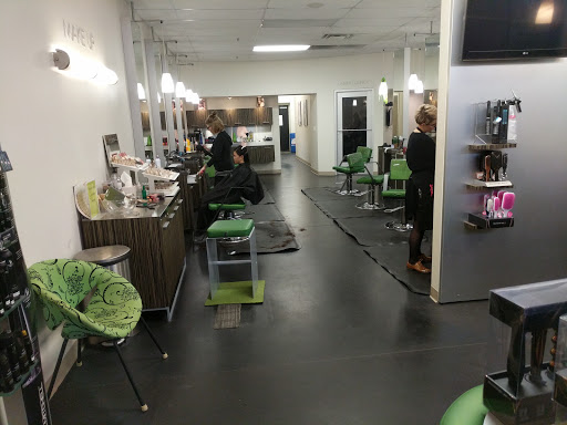 Beauty Salon «Lunatic Fringe Salon Ohio», reviews and photos, 7033 Yankee Rd, Liberty Township, OH 45044, USA