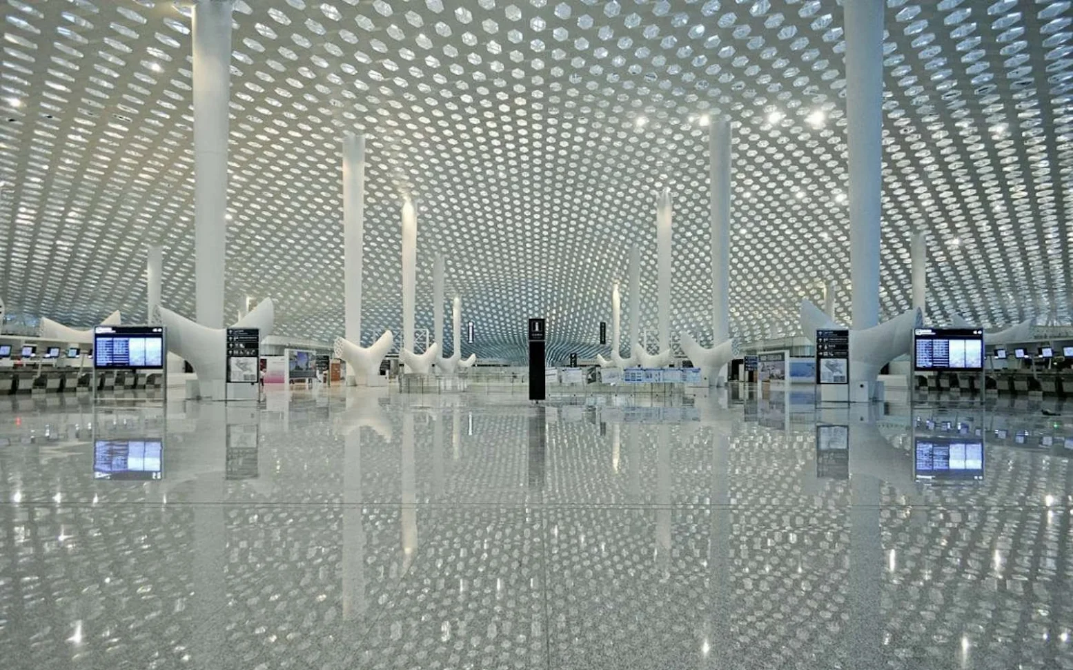 09-Fuksas-completes-Terminal-3-at-Shenzhen-Bao’an-International-Airport