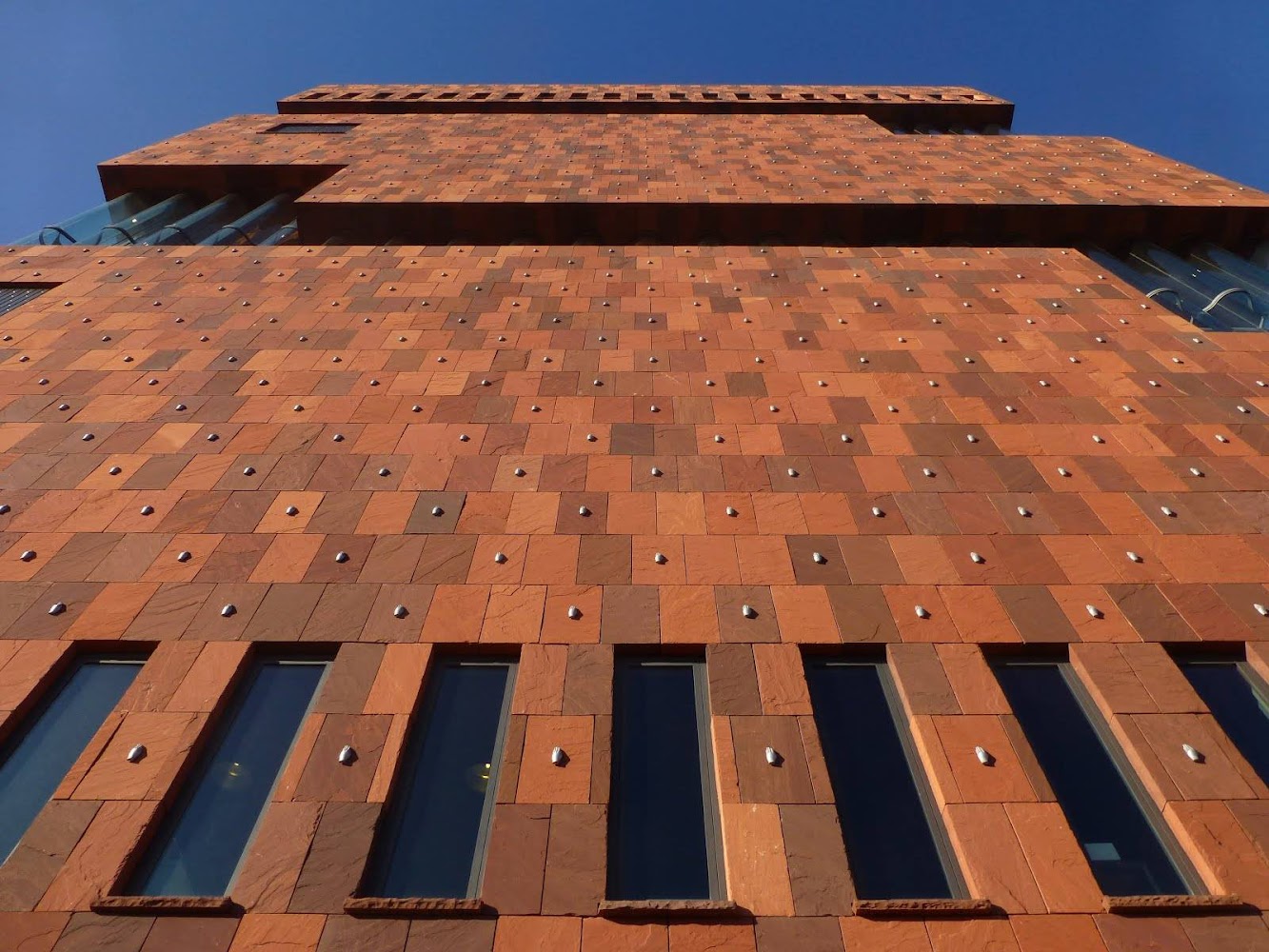 Museum aan de Stroom by Neutelings Riedijk Architects