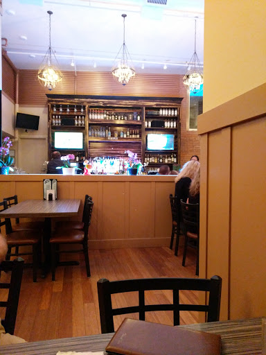 Korean Barbecue Restaurant «Kogi Bar & Grill», reviews and photos, 8 Court St, Plymouth, MA 02360, USA