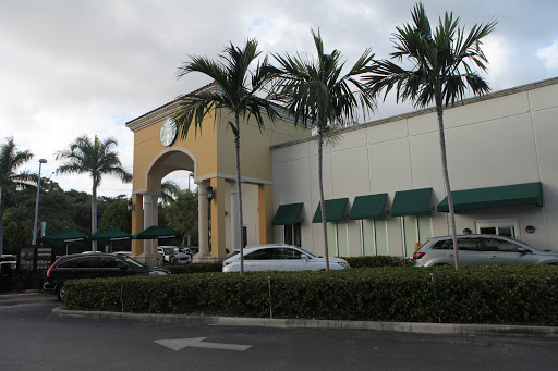 Coffee Shop «Starbucks», reviews and photos, 13503 Biscayne Blvd, North Miami Beach, FL 33181, USA