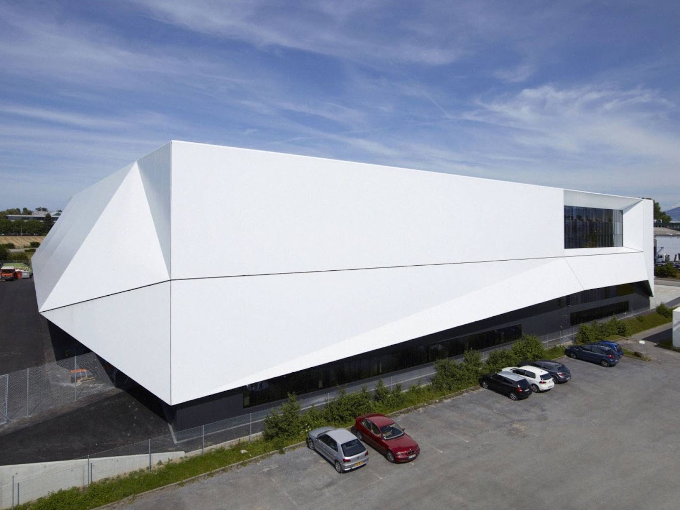 Icrc Logistics Complex by group8
