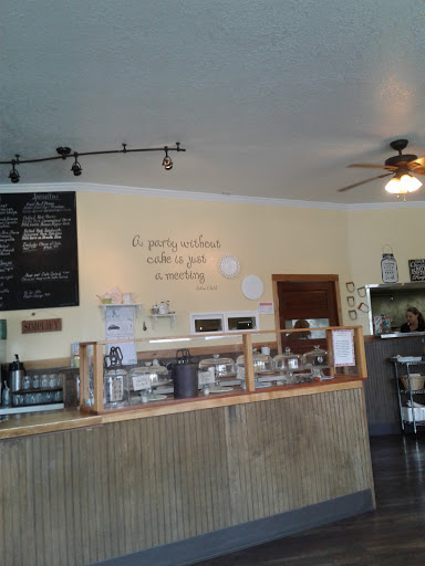 Cafe «The WildFlour Cafe & Cupcakes», reviews and photos, 3010 Evergreen Way, Washougal, WA 98671, USA