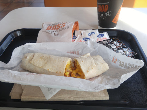 Fast Food Restaurant «Taco Bell», reviews and photos, 485 Market St, Louisa, VA 23093, USA
