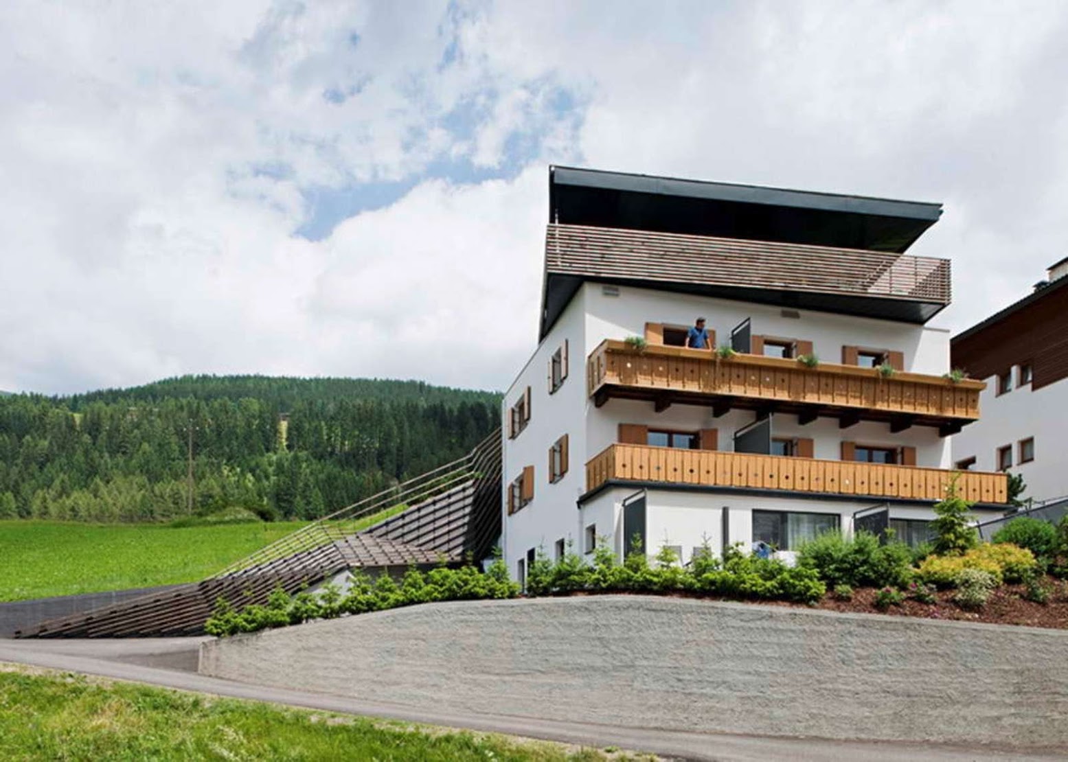 Paramount Residence Alma by Plasma Studio