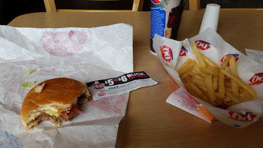 Fast Food Restaurant «DQ Grill & Chill Restaurant», reviews and photos, 6406 PA-819, Mt Pleasant, PA 15666, USA