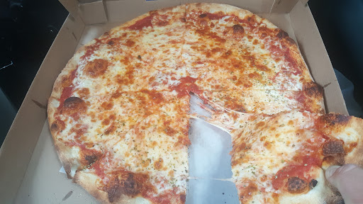 Pizza Restaurant «Di Raimo Pizzeria», reviews and photos, 76 Wall St, Huntington, NY 11743, USA