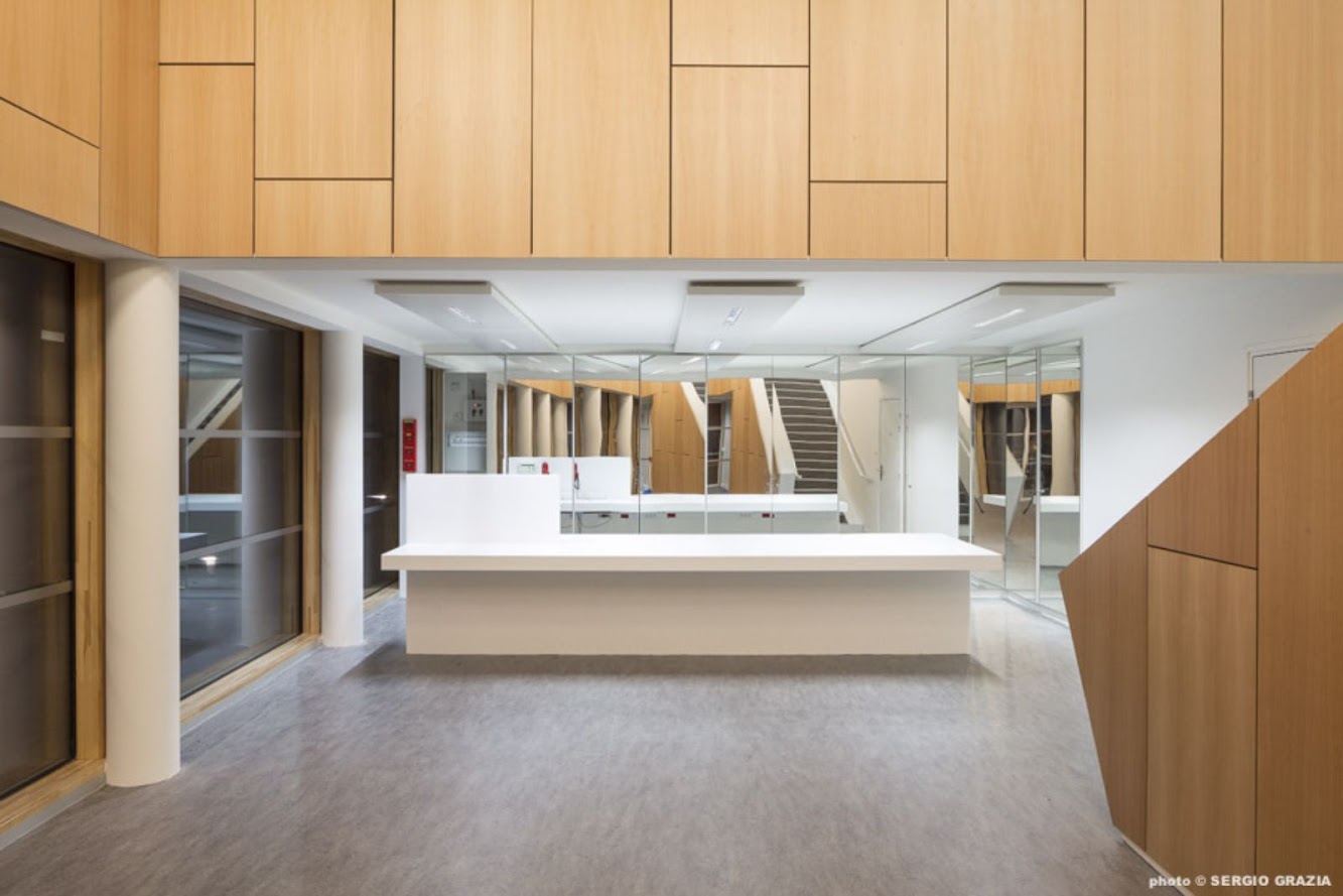 Positive energy Building by Fassio Viaud Architectes