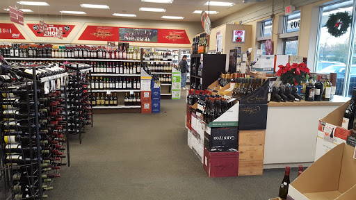Liquor Store «Bottle Shop Discount Liquors», reviews and photos, 909 Shaker Rd, Longmeadow, MA 01106, USA