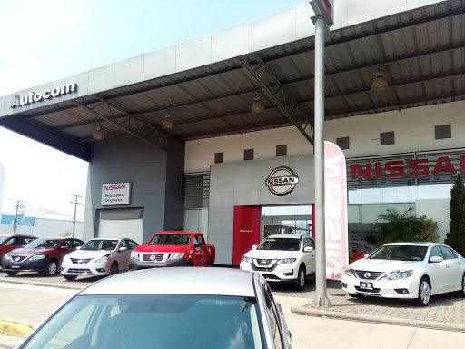 Nissan Autocom Uriangato, Uriangato - Morelia Km. 2.1, La Joyita, 38980 Uriangato, Gto., México, Concesionario de autos | GTO
