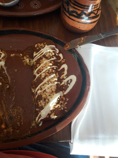 Mexican Restaurant «Los Moles Hecho En Casa», reviews and photos, 912 Lincoln Ave, San Rafael, CA 94901, USA