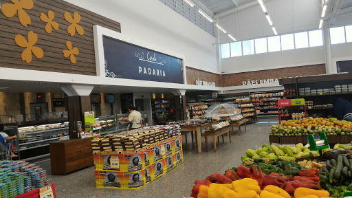 Supermercado Colatusso, R. Alcebíades Afonso Guimarães, 3000 - Conj. Aguas Claras, Campo Largo - PR, 83602-210, Brasil, Supermercado, estado Parana
