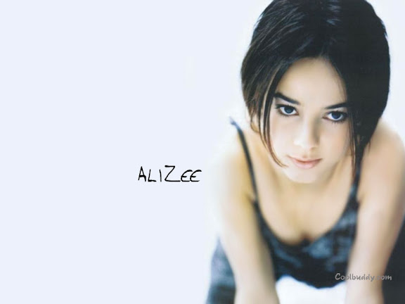  Alizee