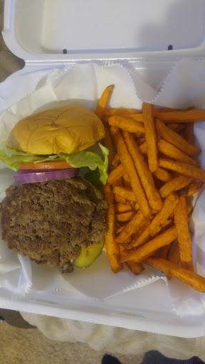 Restaurant «Crave Burgers and Wings», reviews and photos, 12195 GA-92, Woodstock, GA 30188, USA