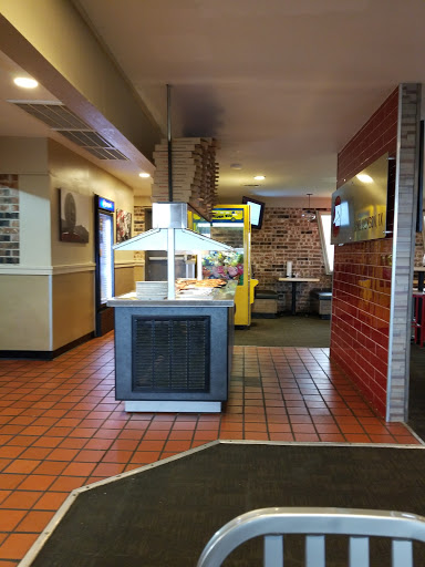 Pizza Restaurant «Pizza Hut», reviews and photos, 120 Circle Way St, Lake Jackson, TX 77566, USA