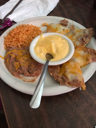 Mexican Restaurant «Dos Chiles Grandes Cafe», reviews and photos, 1001 W Wise St, Bowie, TX 76230, USA