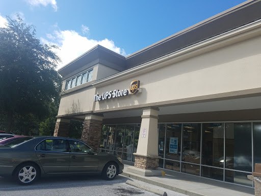 Shipping and Mailing Service «The UPS Store», reviews and photos, 3433 Lithia Pinecrest Rd, Valrico, FL 33596, USA