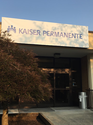 Medical Clinic «Kaiser Permanente Renton Medical Center», reviews and photos