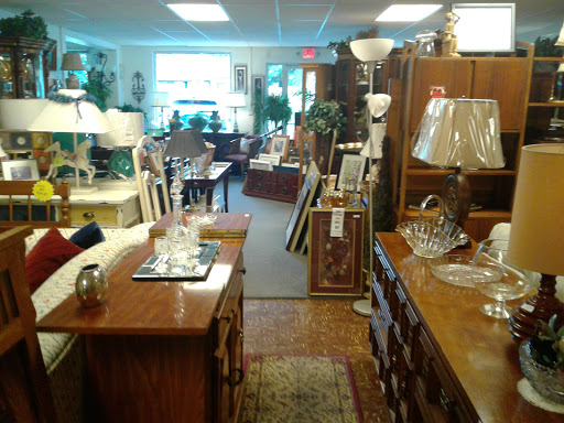 Used Furniture Store «K&M Furniture Home», reviews and photos, 6403 Steilacoom Blvd SW, Lakewood, WA 98499, USA