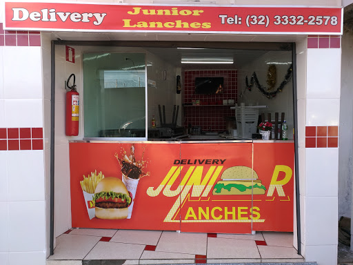 Delivery Junior Lanches, Praça Luísa Copati Mazoni, 2-54 - Boa Vista, Barbacena - MG, 36205-282, Brasil, Loja_de_sanduíches, estado Minas Gerais
