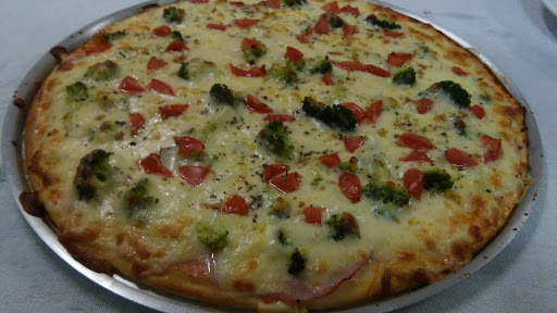 Pizza Pre-Assada Andradas, R. Maj. Bonifácio, 21 - Centro, Andradas - MG, 37795-000, Brasil, Pizaria, estado Minas Gerais