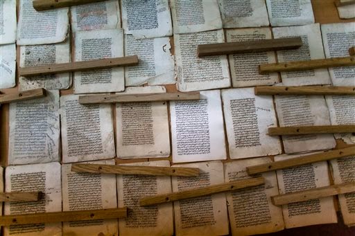 Old manuscripts get facelift at Jerusalem mosque Old manuscripts get facelift at Jerusalem mosque