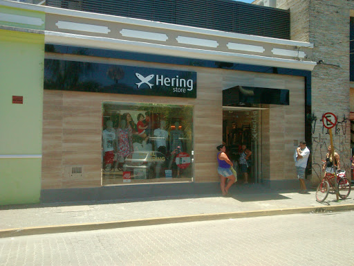 Hering Store, R. Cunha Moreira, 15 - Centro, Itanhaém - SP, 11740-000, Brasil, Loja_de_Roupa, estado Sao Paulo