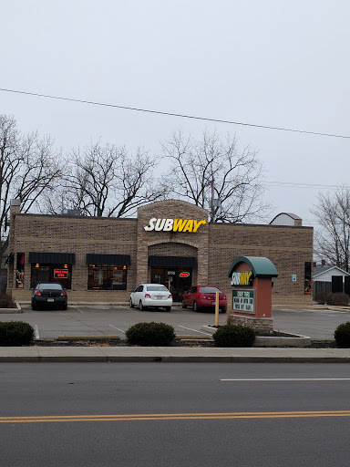 Restaurant «SUBWAY®Restaurants», reviews and photos, 2715 S Madison St, Muncie, IN 47302, USA