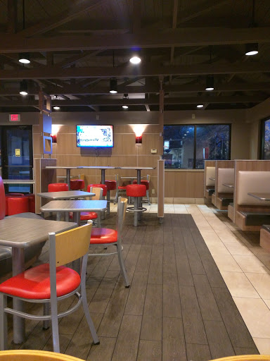 Fast Food Restaurant «Burger King», reviews and photos, 13840 Grove Dr, Maple Grove, MN 55311, USA