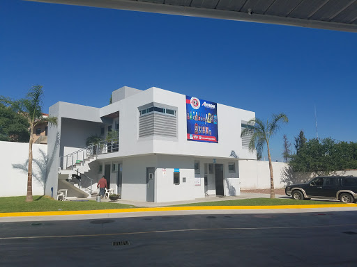 Estación De Servicio PEMEX Hacienda Del Potrero, 59340, Querétaro 35A, México, La Piedad de Cabadas, Michoacán, México, Estación de servicio | MICH