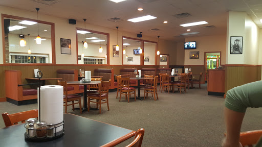 Pizza Restaurant «Pizza Hut», reviews and photos, 603 3rd St, St Albans, WV 25177, USA