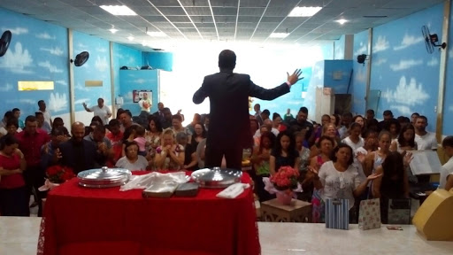Comunidade Cristã Paz e Vida, R. Manoel Máximino da Rosa, 58 - Centro, Itapecerica da Serra - SP, 06871-080, Brasil, Local_de_Culto, estado São Paulo
